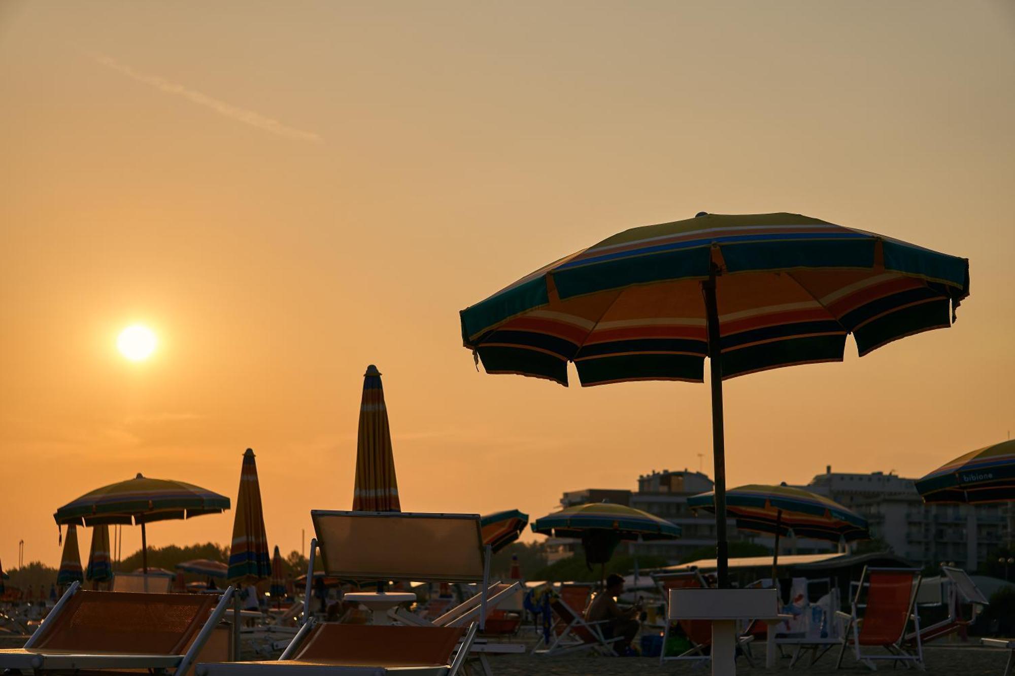 Family-friendly Poolside Tranquility Appartamento Bibione